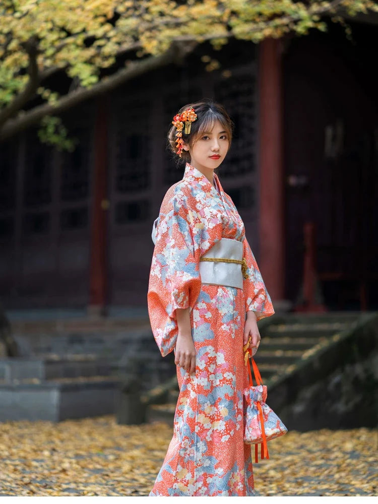 Kimono Japonais Fleuri Hanabira — Kyotari - vue 1